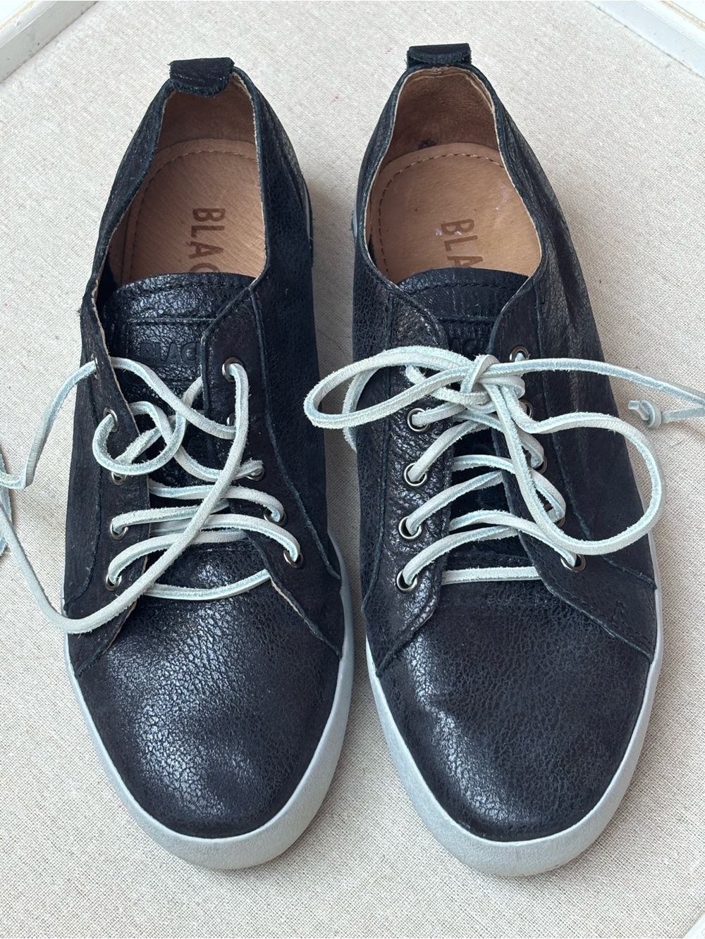 Blackstone Black Leather Low Top Lace Up Platform Sneakers woman’s size 39/8.5